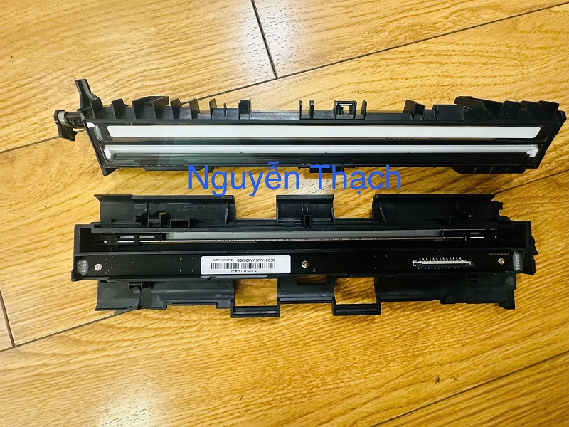 Đèn quét dưới máy scan A4 Ricoh Fi-8170